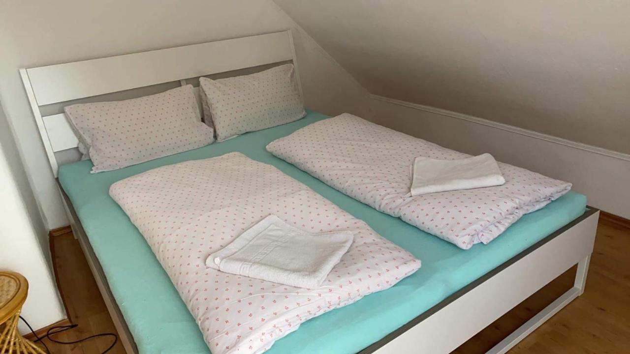 Pesti Apartmanház Buk Exterior foto